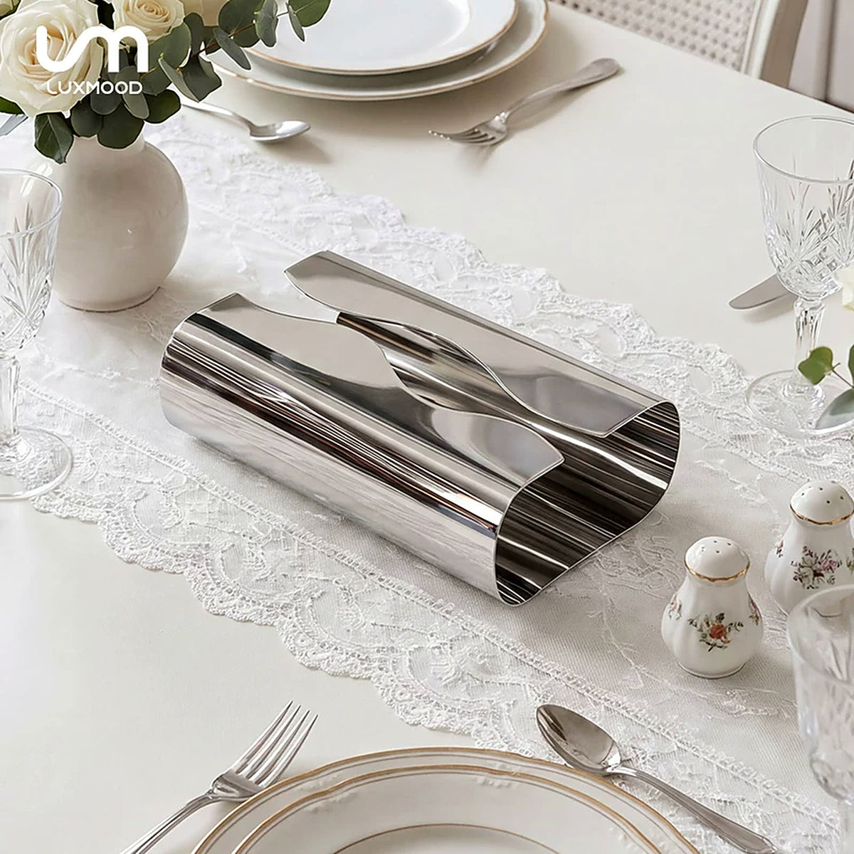 LUXMOOD Flow Stainless Steel Tissue Box – on a dining table