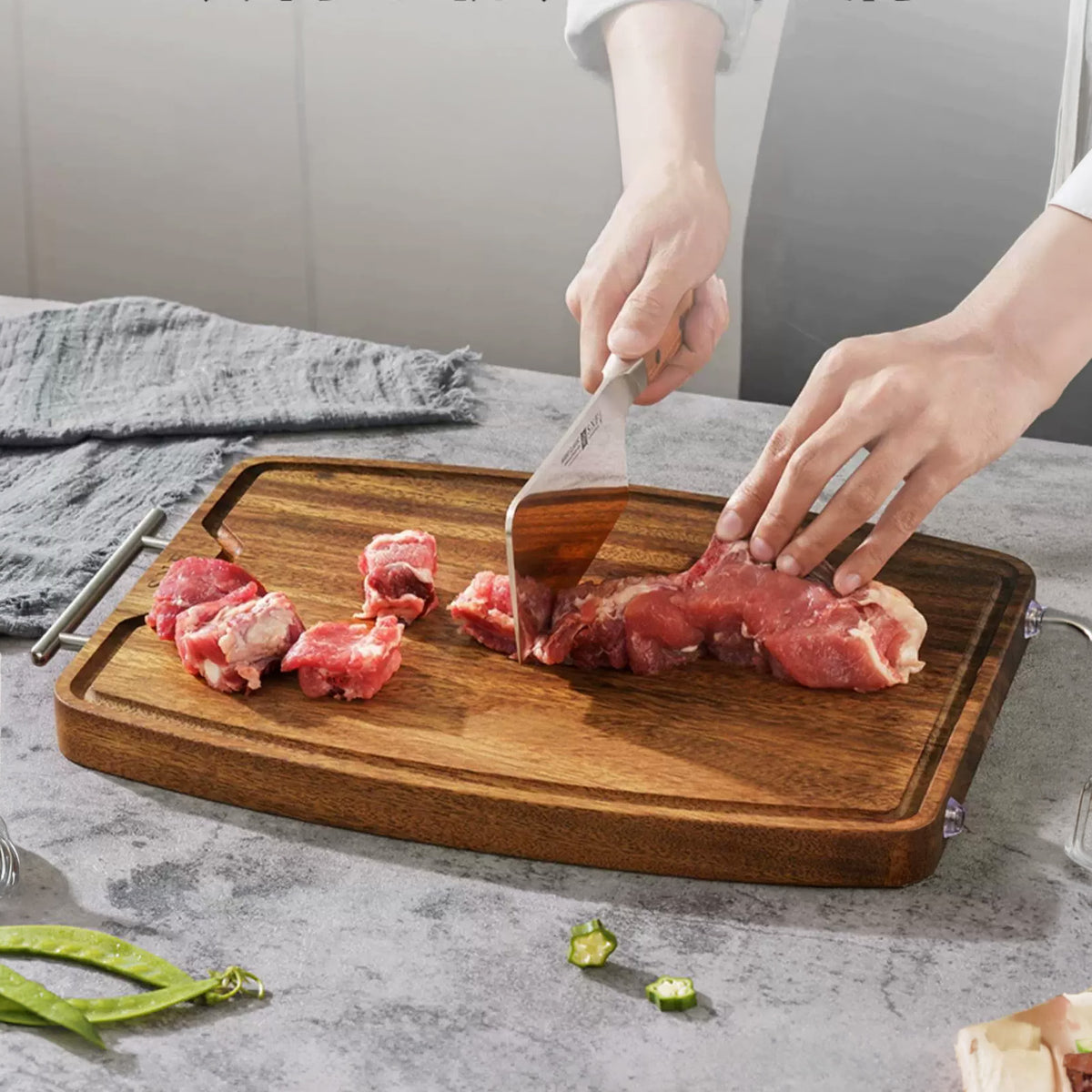 SNF Noire Golden Sandalwood Cutting Board