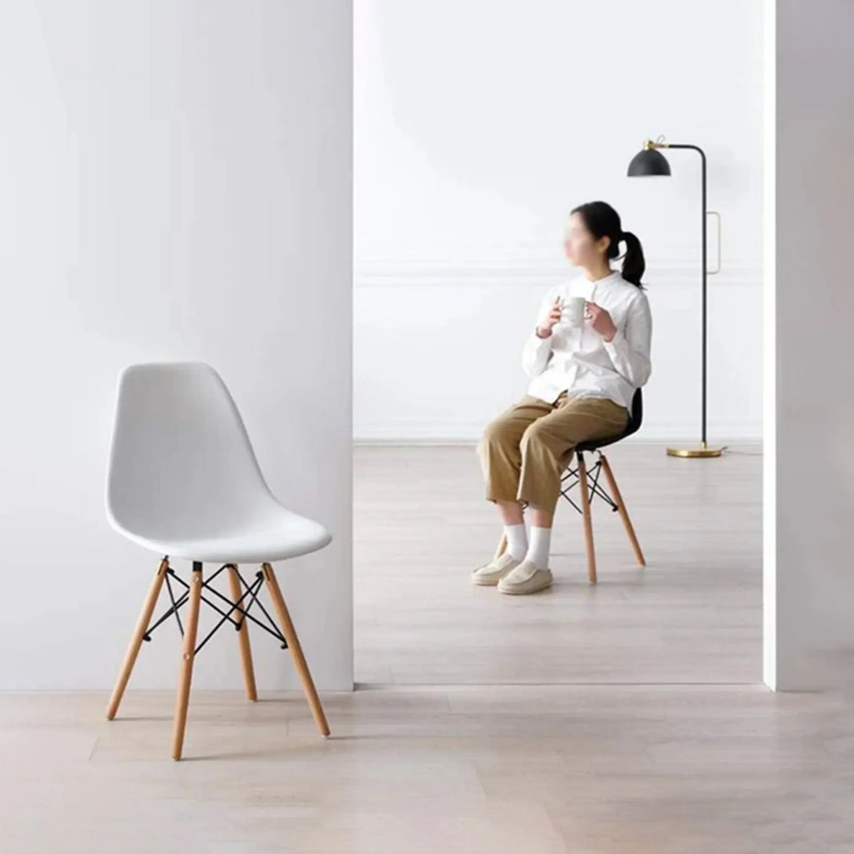 Buy Affordable European Style ErgonomicPlastic Chair in Dubai - UAE | Cheap Price