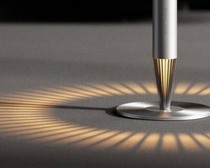 3004 V900L Floor-Standing Aroma Diffuser – Frosted Silver – base with warm light ring on floor