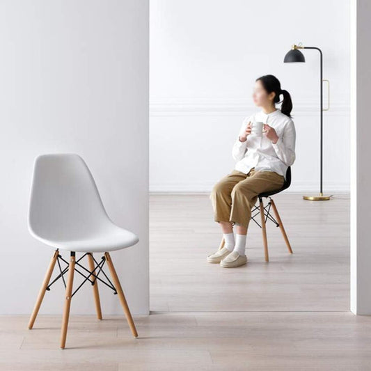 European Style ErgonomicPlastic Chair