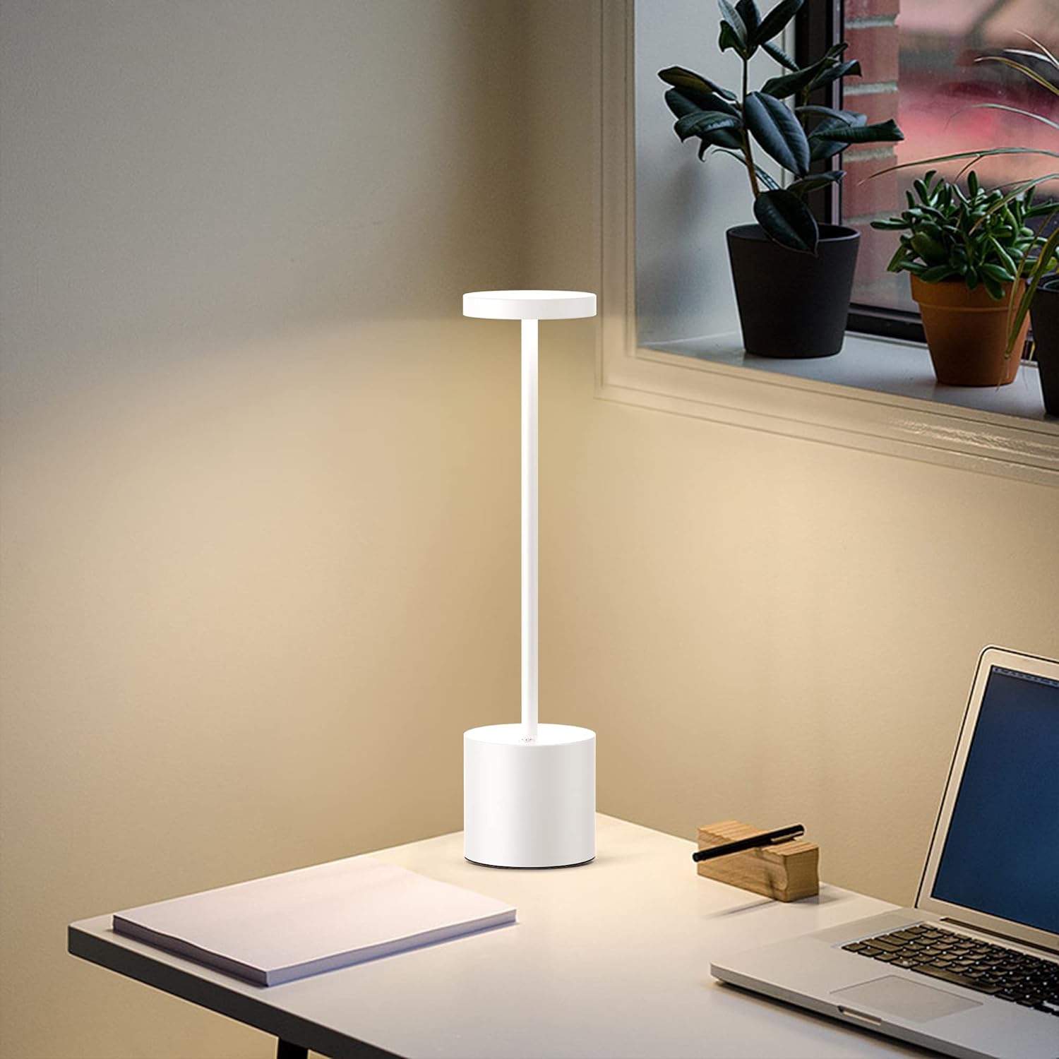 Touch Sensor Table Lamp White - HOCC