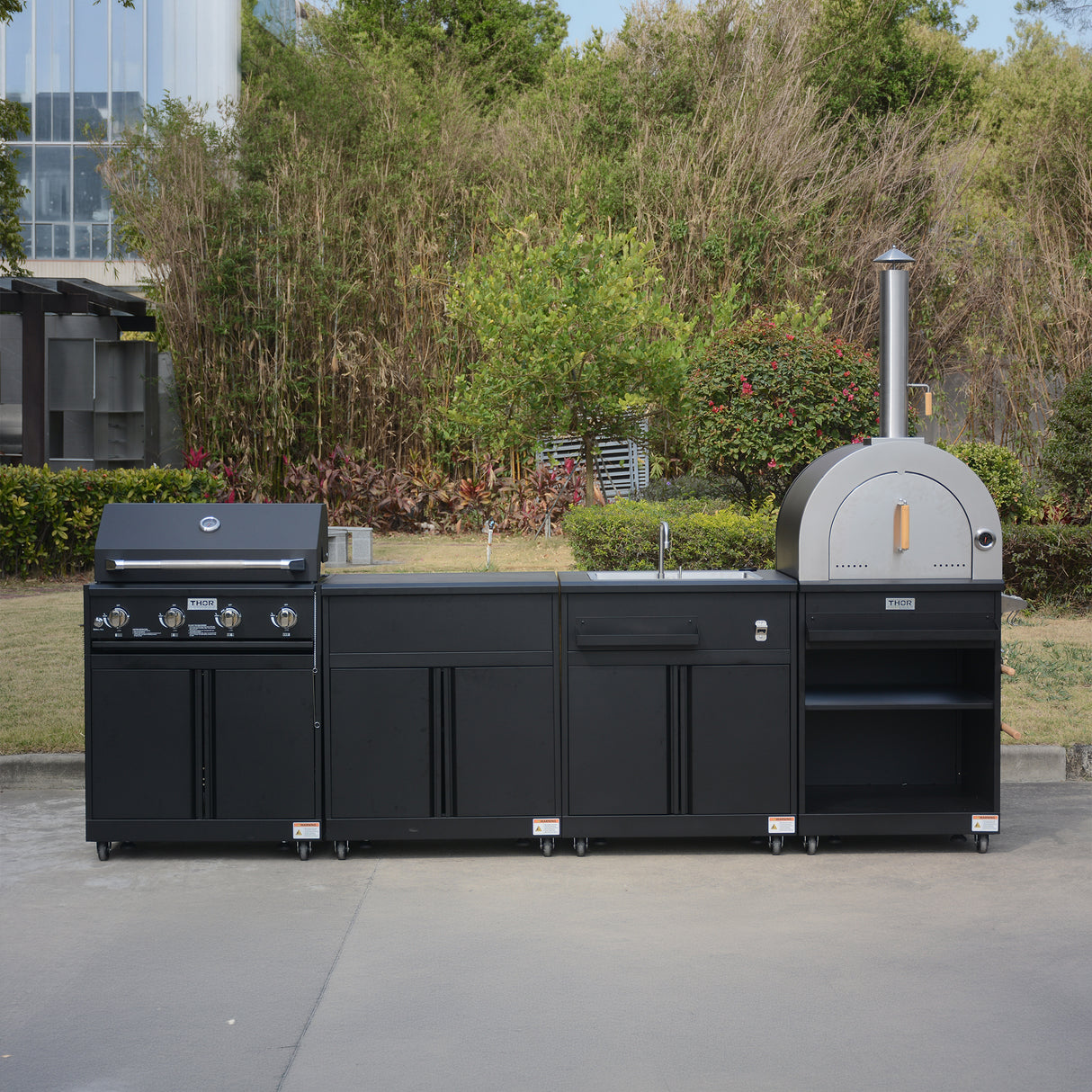 Thor Kitchen 4-Piece Modular Outdoor Kitchen Island - Black