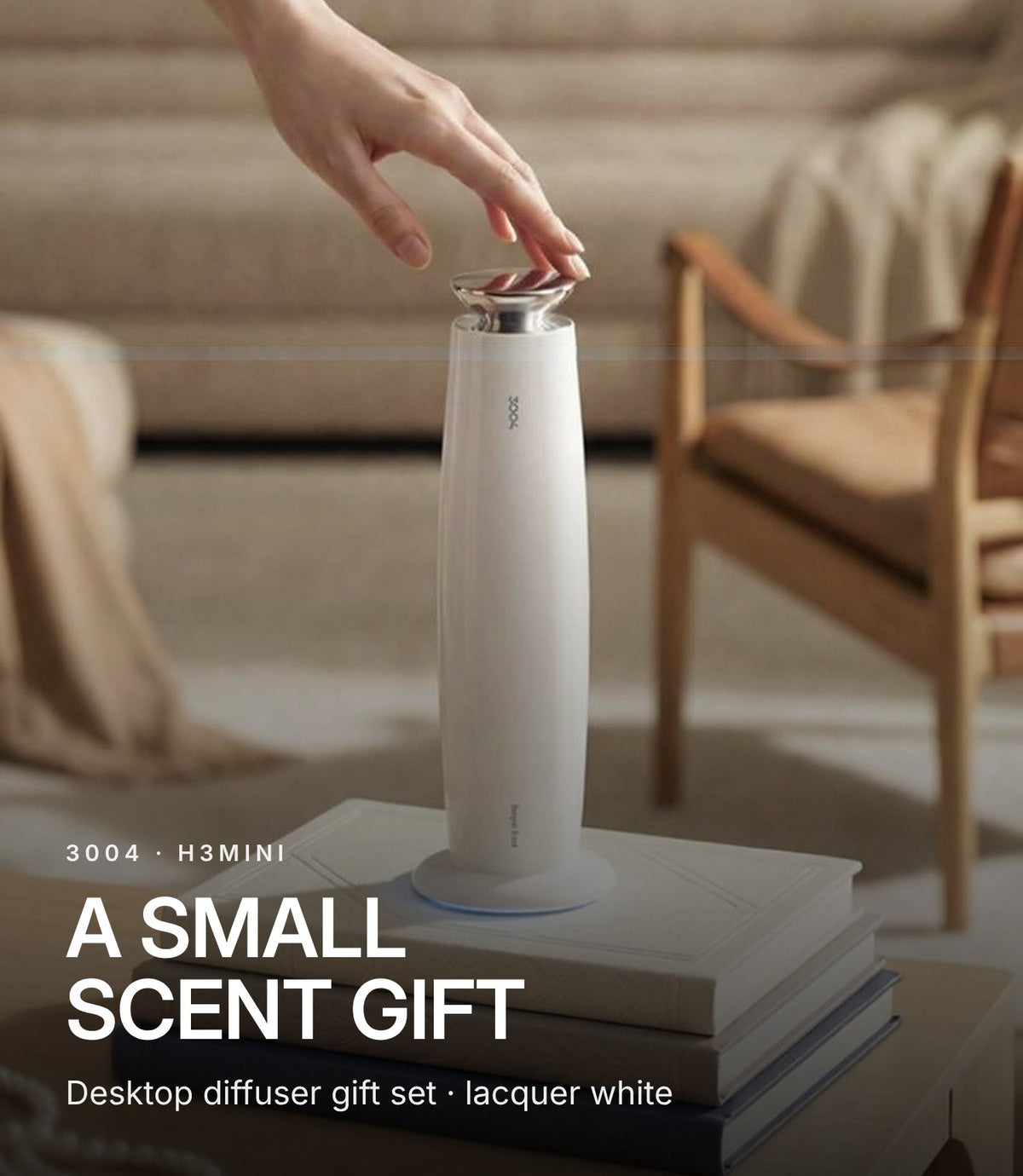 3004 H3mini Desktop Aroma Diffuser Gift Set – Lacquer White