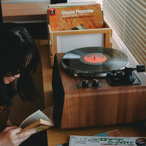 syitren PARON PRO Vinyl Record Player with Built-in Speakers